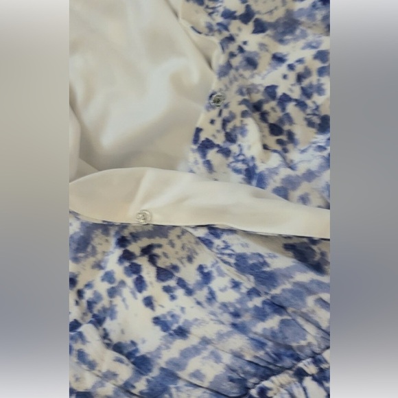 ONE ❤️ CLOTHING Short Romper, Blue & White Size XS LIKE NEW - Picture 14 of 16